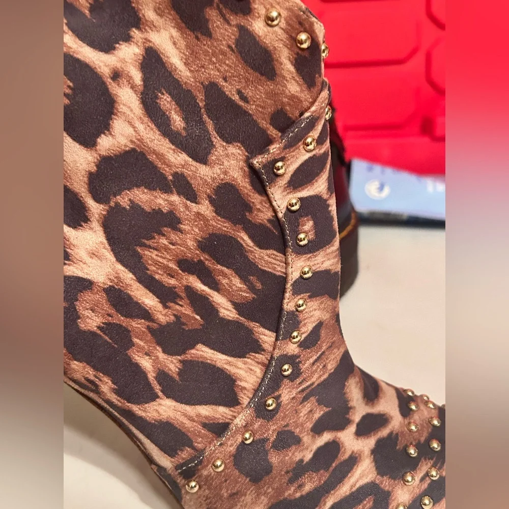New Jessica Simpson Size 9 Leopard Print Gold Studded Ankle Boots Back Zip Up - Picture 9 of 11